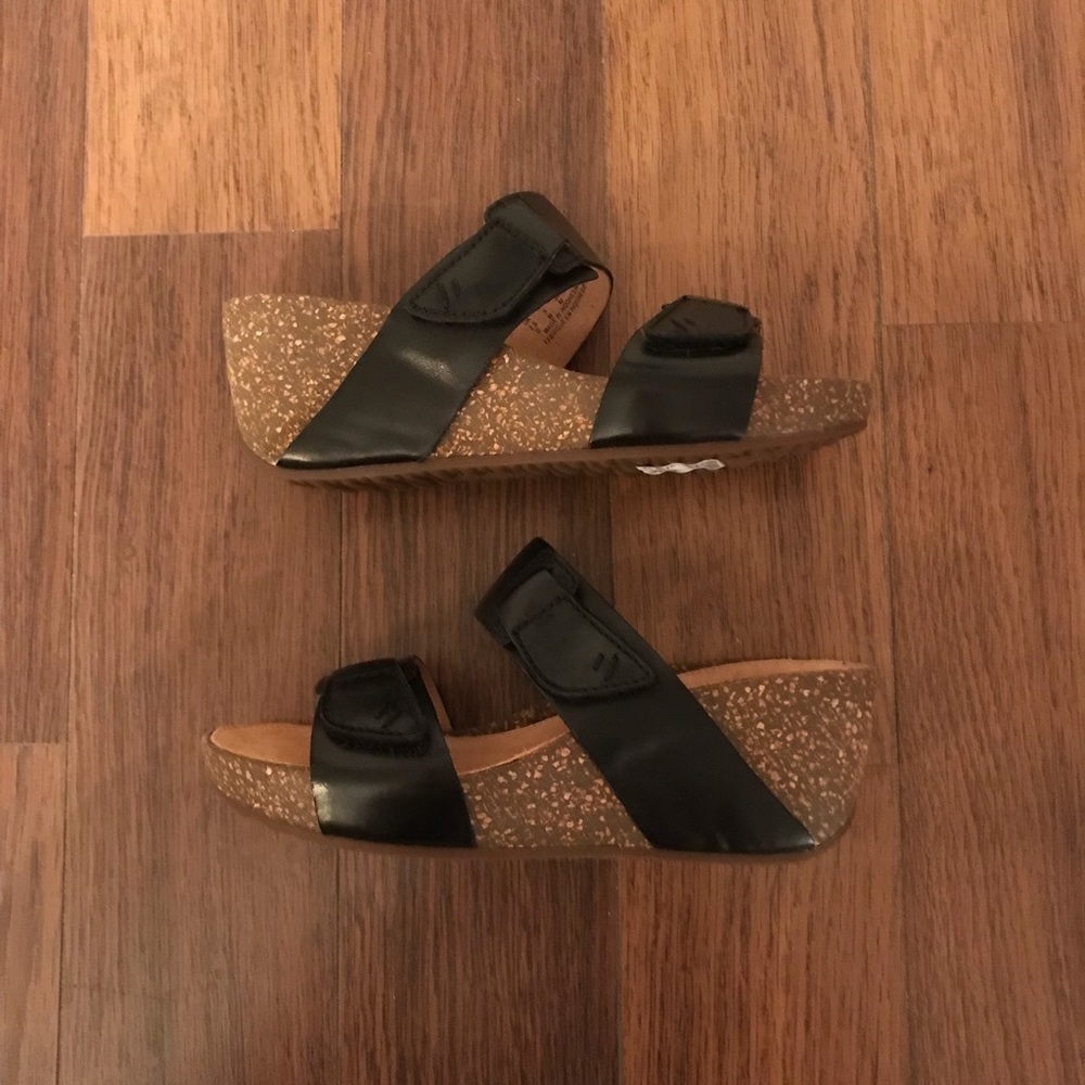 Brand new Clarks sandals